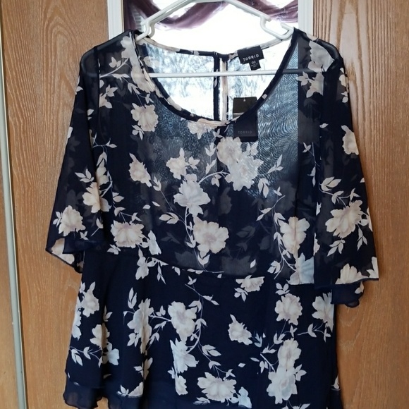 Torrid Sheer Floral Peplum Top, SIZE 00 - Picture 1 of 2